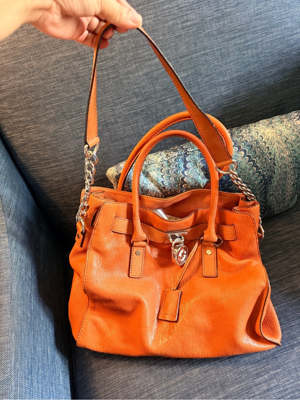 Michael Kors burnt Orange Leather purse with Signature Lock - Picture 2 of 5